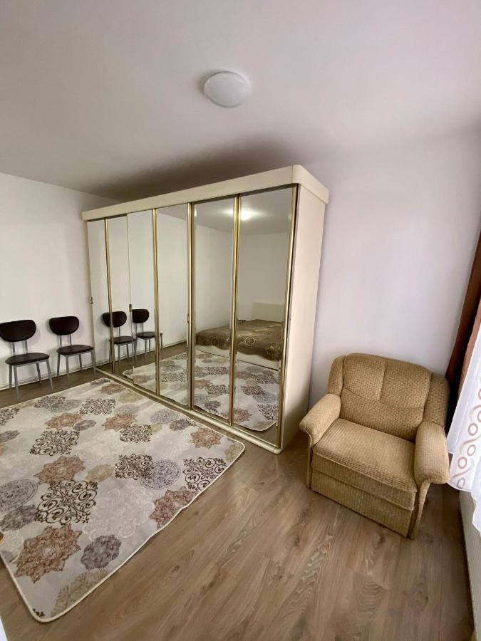 Ardelean Apartment Oradea Εξωτερικό φωτογραφία