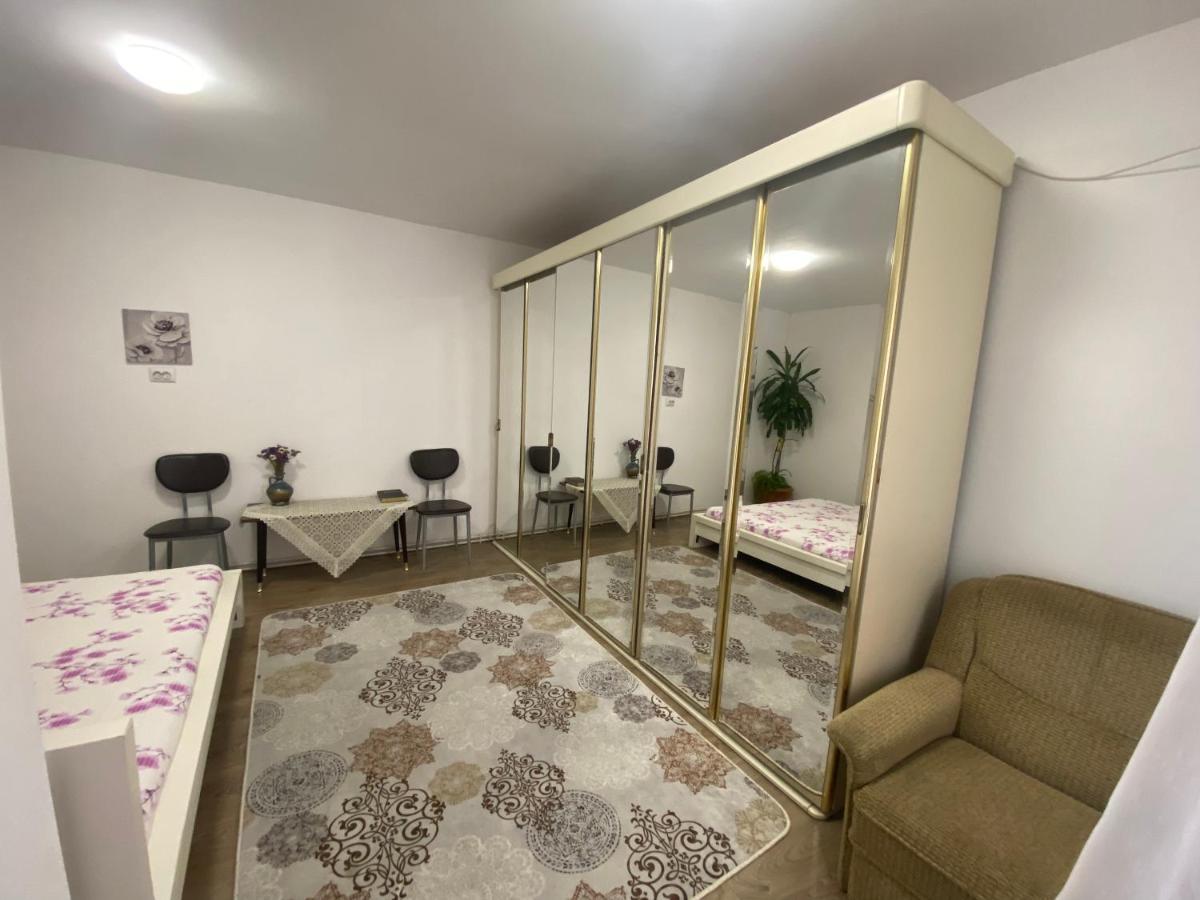 Ardelean Apartment Oradea Εξωτερικό φωτογραφία